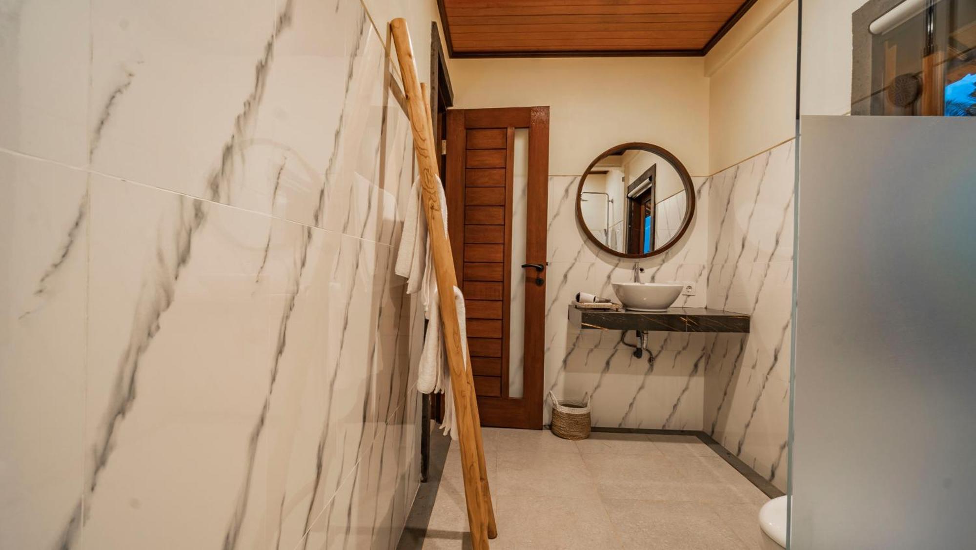 Maruan Sari Apartamento Ubud Quarto foto